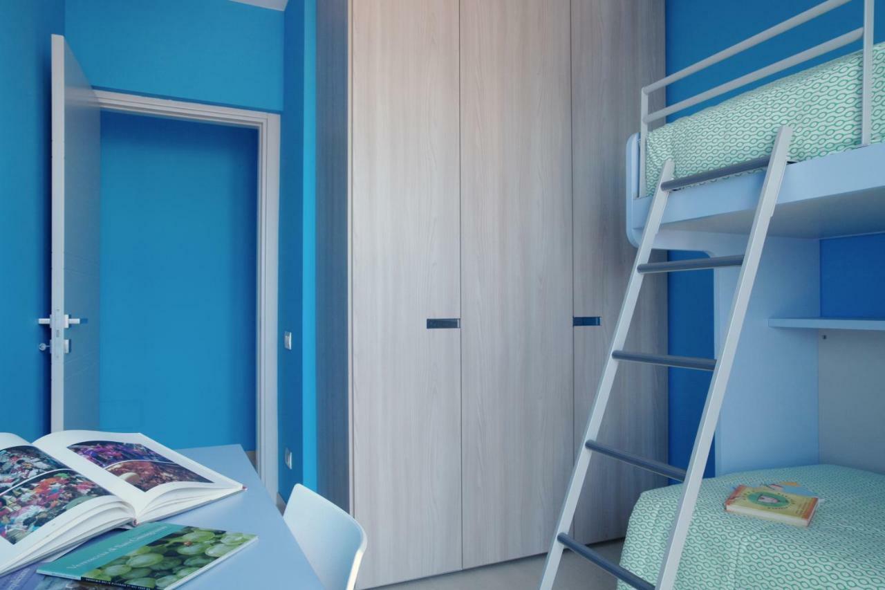 וירג'יו Levante Appartamento Di Pregio, Terrazza E Vista Panoramica Sul Mare E La Citta מראה חיצוני תמונה